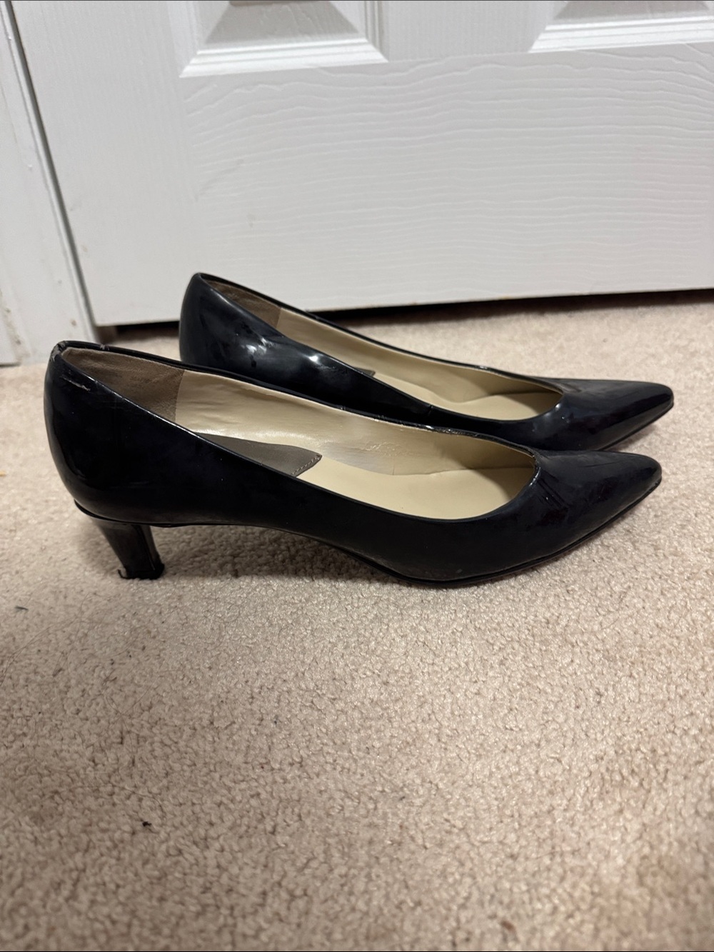 George Black Patent Pointed-Toe Mid Kitten Heel Pumps